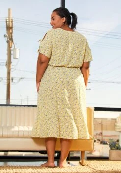 Pleione Plus Size Womens Floral Patterned Button Down Maxi Dress -FemiLook Sales Store 2006730 105 3