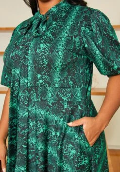 Asoph Plus Size Emerald Snakeskin Maxi Dress -FemiLook Sales Store 2011778 103 3