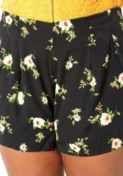 Asoph Plus Size Floral Print Casual Shorts -FemiLook Sales Store 2015004 001 4