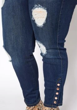 Vibrant Plus Size Button Detailed Denim Skinny Jean -FemiLook Sales Store 2016798 939 4