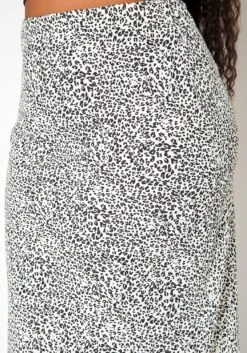 Asoph Plus Size Leopard Print High Waist Midi Skirt -FemiLook Sales Store 2018052 172 4