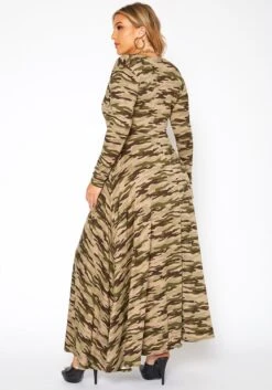 Asoph Plus Size Camo Print Fit & Flare Maxi Dress -FemiLook Sales Store 2018243 001 3