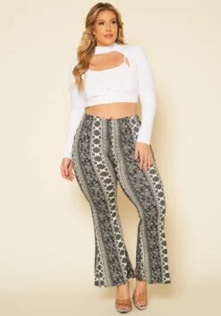 Plus Size Paisley Print Flare Leggings