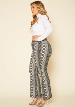 Plus Size Paisley Print Flare Leggings -FemiLook Sales Store 2020117 001 2