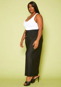 Plus Size Pleated Palazzo Pants -FemiLook Sales Store 2020362 001 3