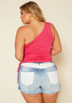 Plus Size White Detailed Distressed Denim Shorts -FemiLook Sales Store 2020380 001 4