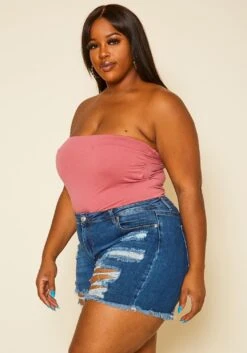 Plus Size Distressed Denim Shorts -FemiLook Sales Store 2020607 001 4