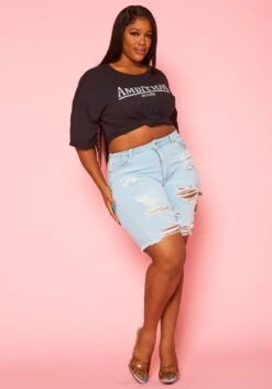 Plus Size Distressed Denim Shorts -FemiLook Sales Store 2020832 002 3