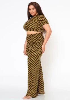 Plus Size Lavish CC Print Crop Top & Dress Pants Set -FemiLook Sales Store 2022573 001 2