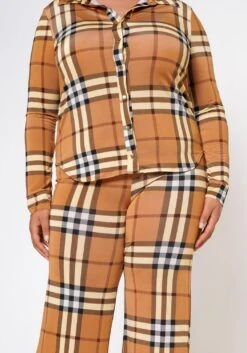 Plus Size Doing It All Plaid Pattern Coord Set -FemiLook Sales Store 2022605 001 5
